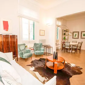 Apartment Raffaello By Prestige, Florence