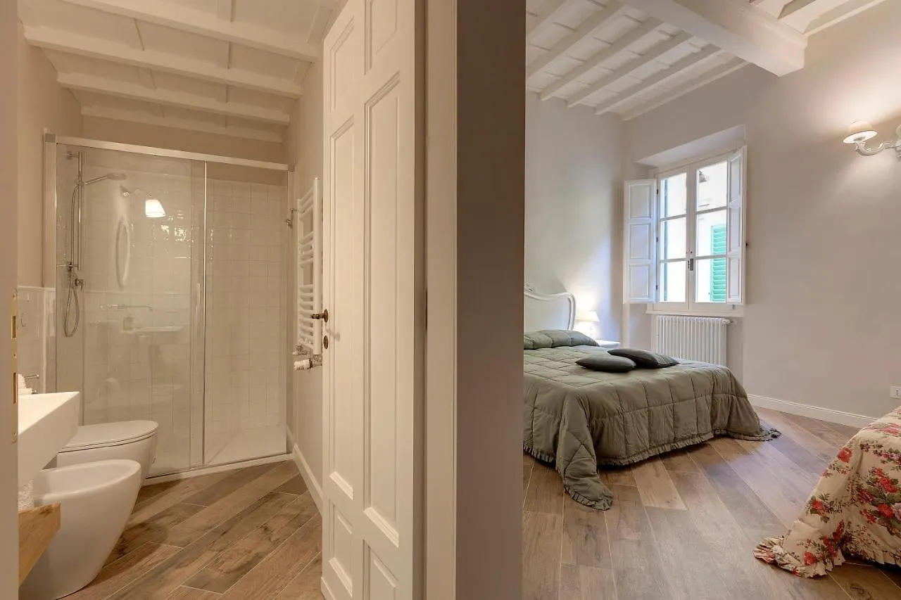 Lambert Apartment Florence